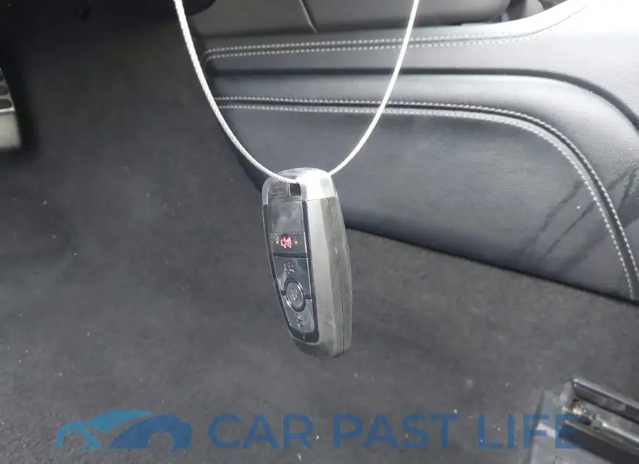 1FATP8UH1N5121627# 11