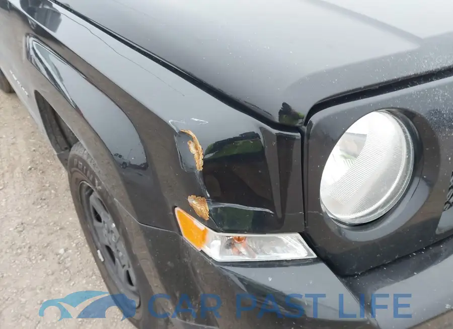 1C4NJRBB8GD566223# 6