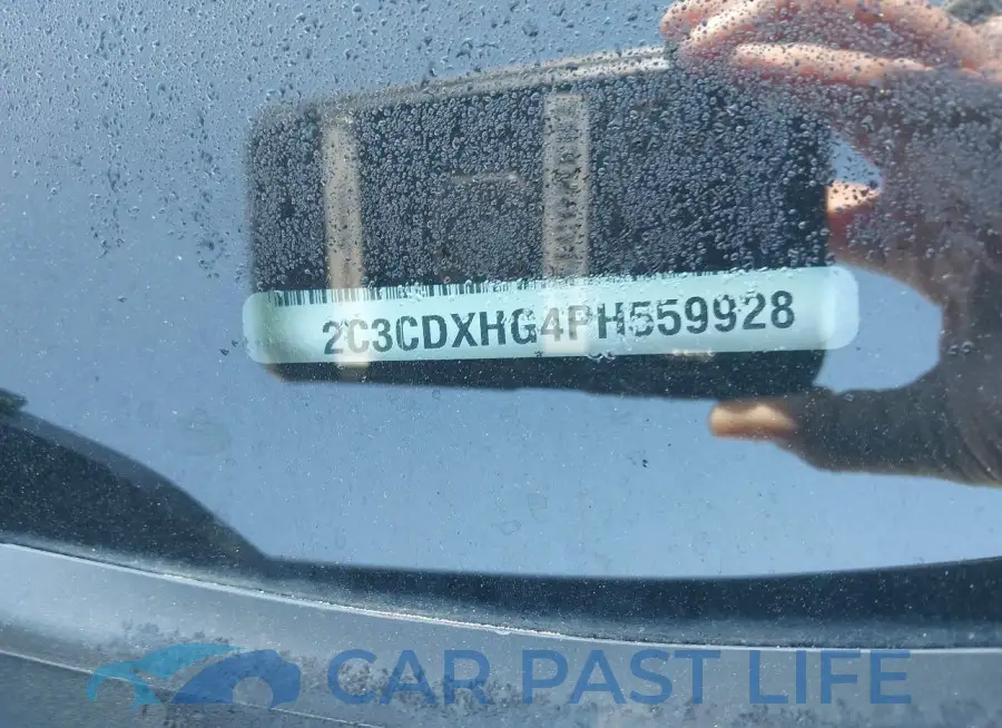 2C3CDXHG4PH559928# 9