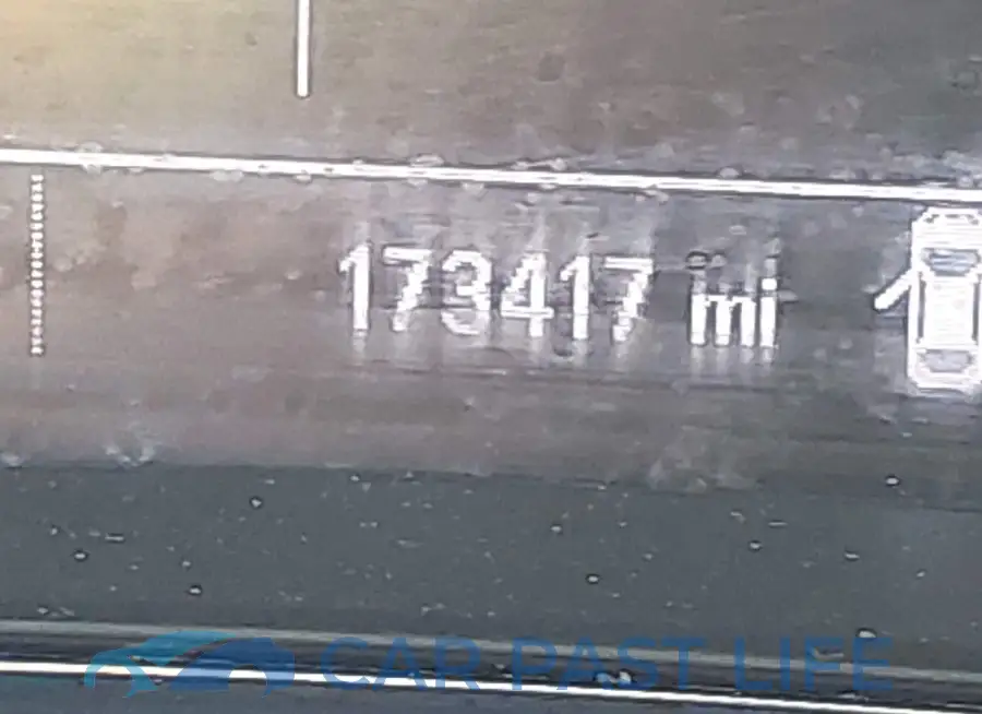 1G1BE5SM8J7135641# 15