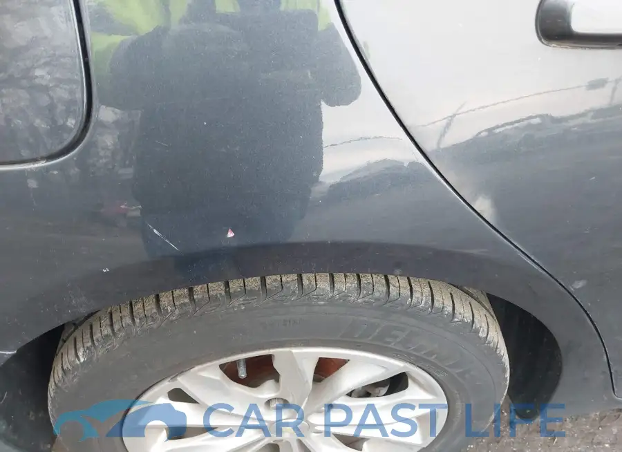 1G1ZD5ST6KF120376# 19