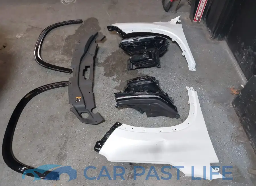 1GNEVLKS2RJ209343# 18