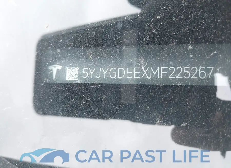 5YJYGDEEXMF225267# 9
