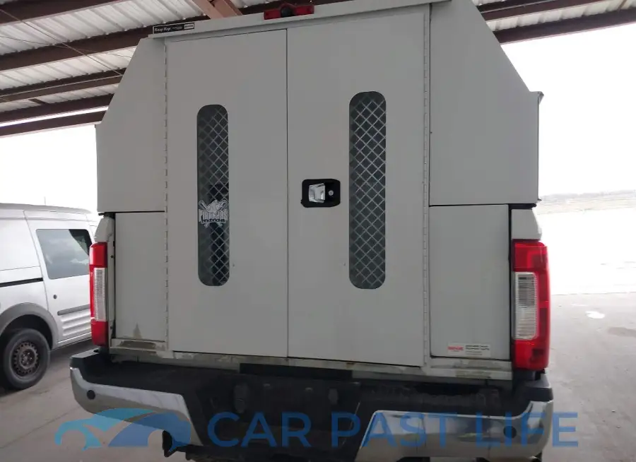 1FT7X2B67KEF82448# 16