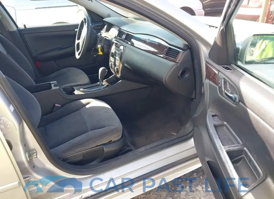 2G1WB5E3XG1152573# 5