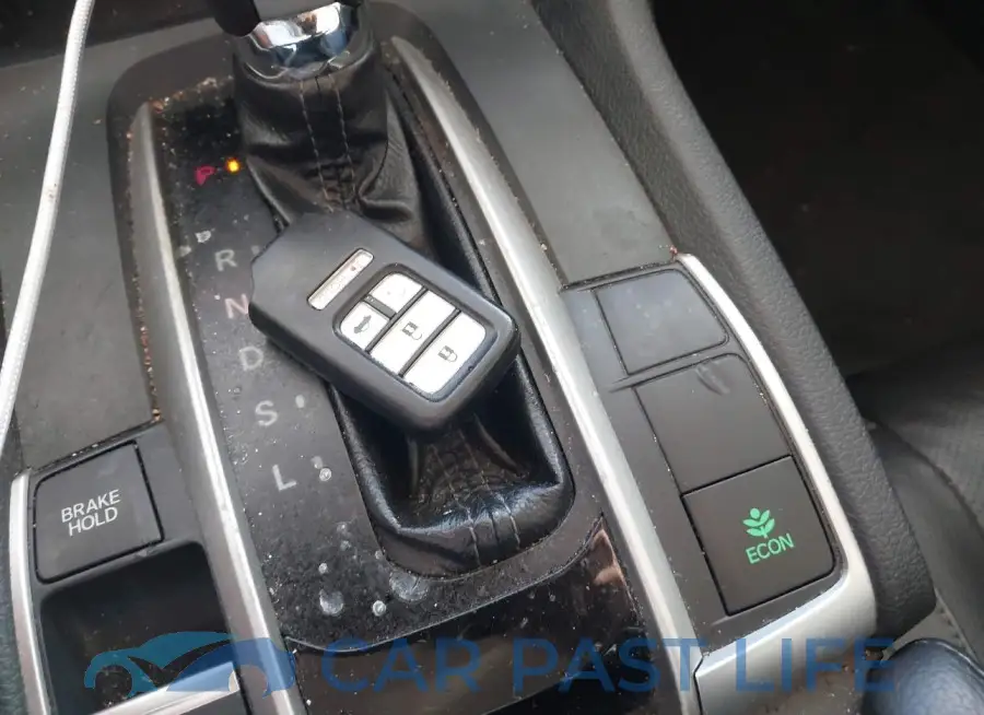 19XFC1F72JE200608# 11