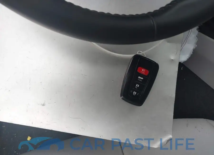 4T1T11AK5PU749701# 11