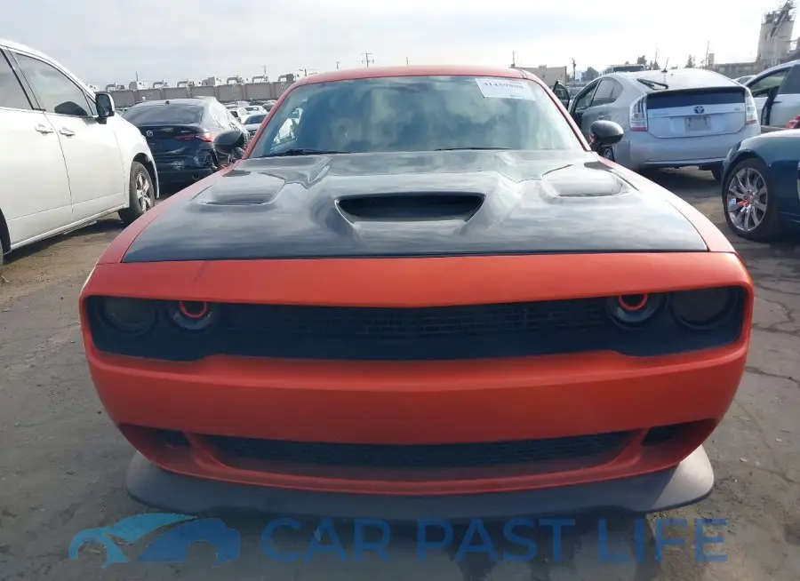 2C3CDZC97GH352454# 12
