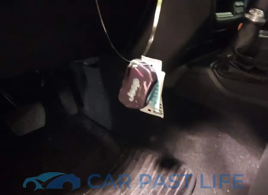 1C4HJXDN7MW581515# 11