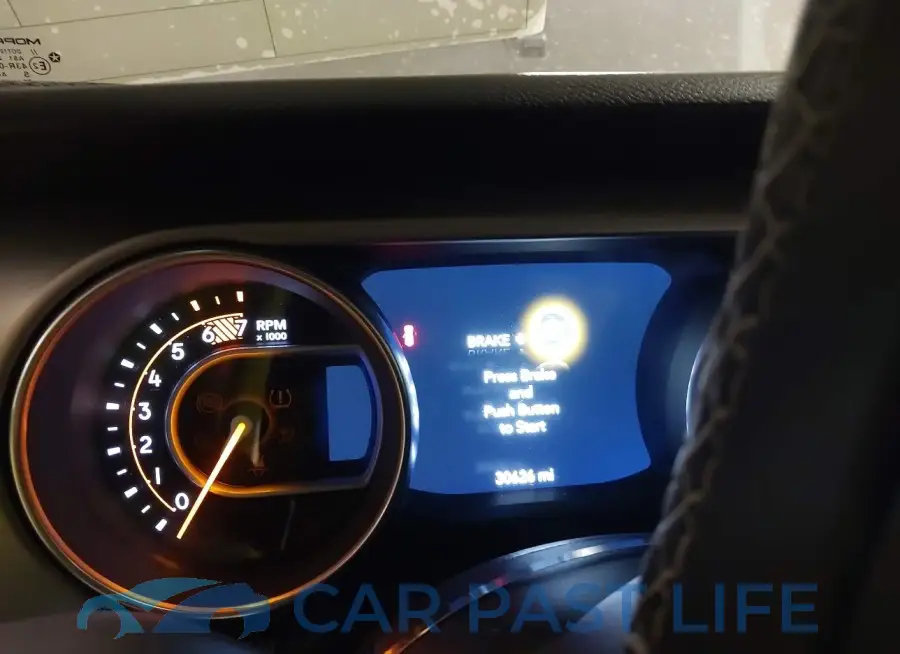 1C4HJXDN7MW581515# 7
