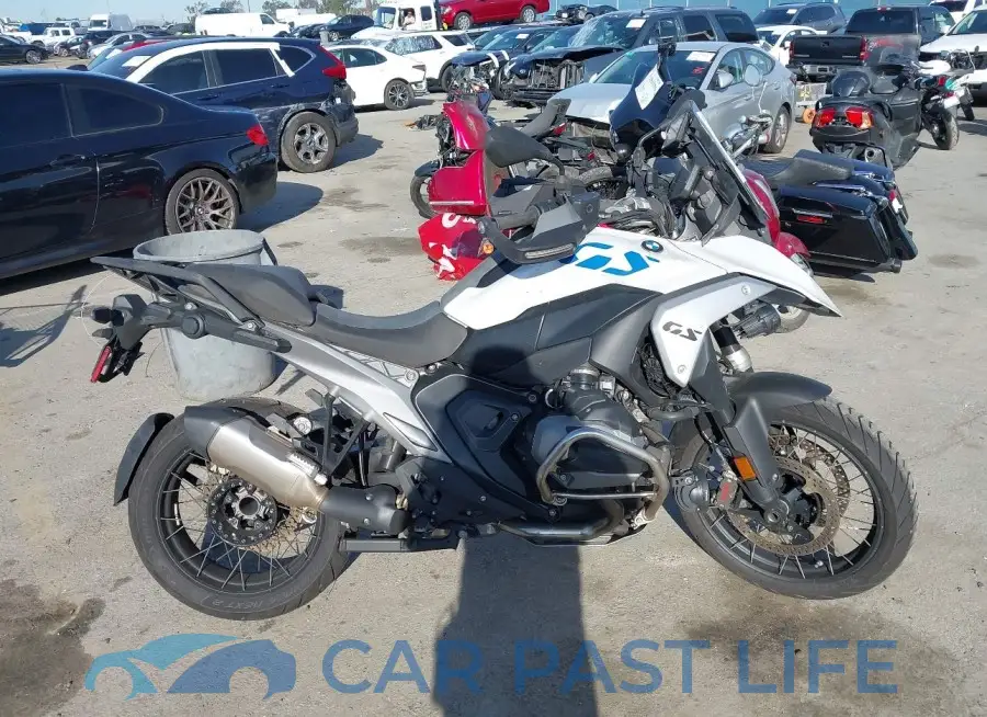 WB10M2300R6J97142# 4