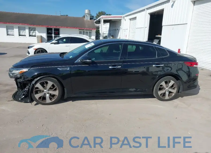 5XXGT4L32KG372587# 15