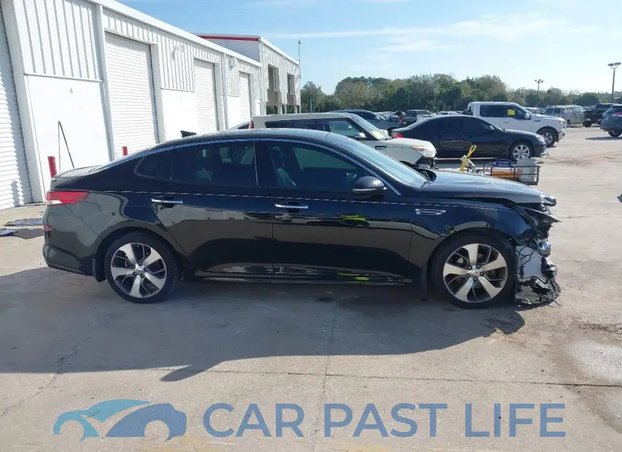 5XXGT4L32KG372587# 14