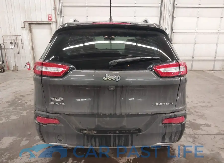 1C4PJMDSXFW633805# 17