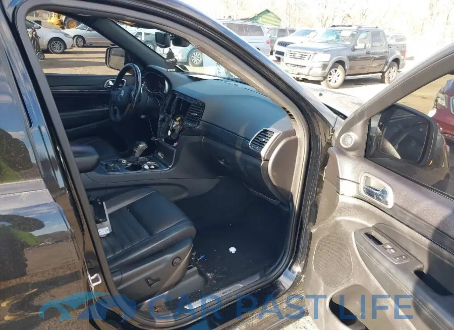 1C4RJFBG9LC139273# 5