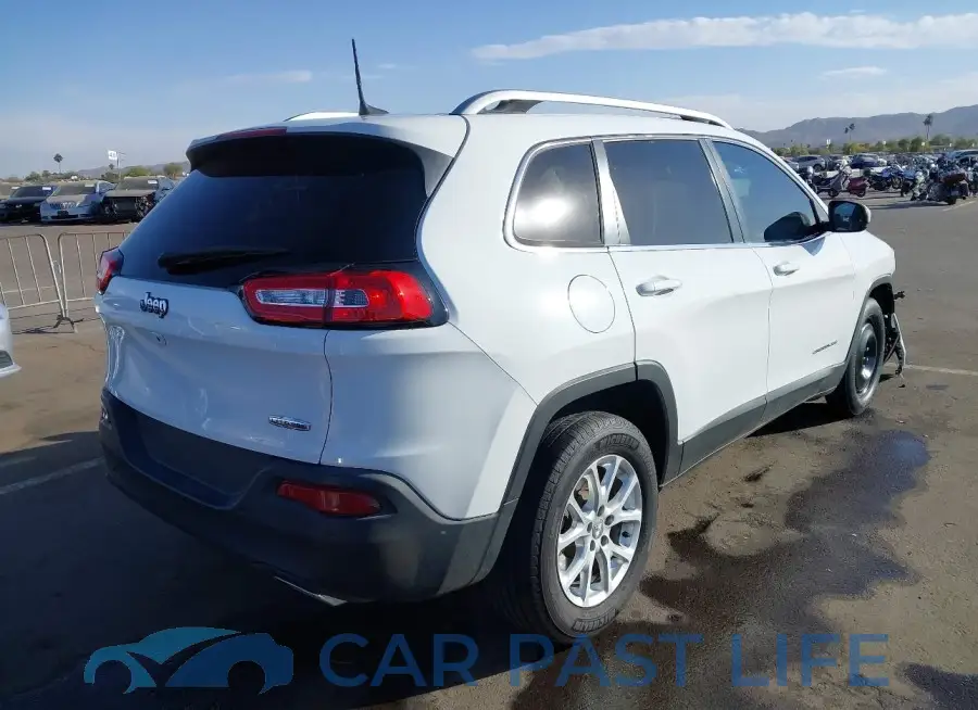 1C4PJLCS4GW217455# 4