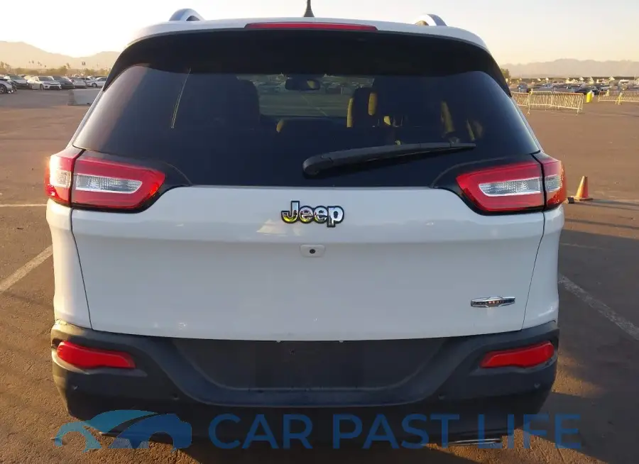 1C4PJLCS4GW217455# 17