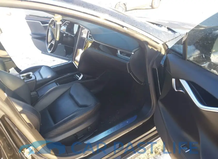 5YJSA1E26GF171482# 5