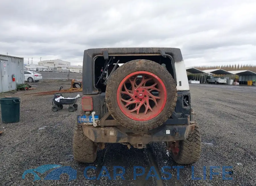 1C4BJWFG9JL844051# 17