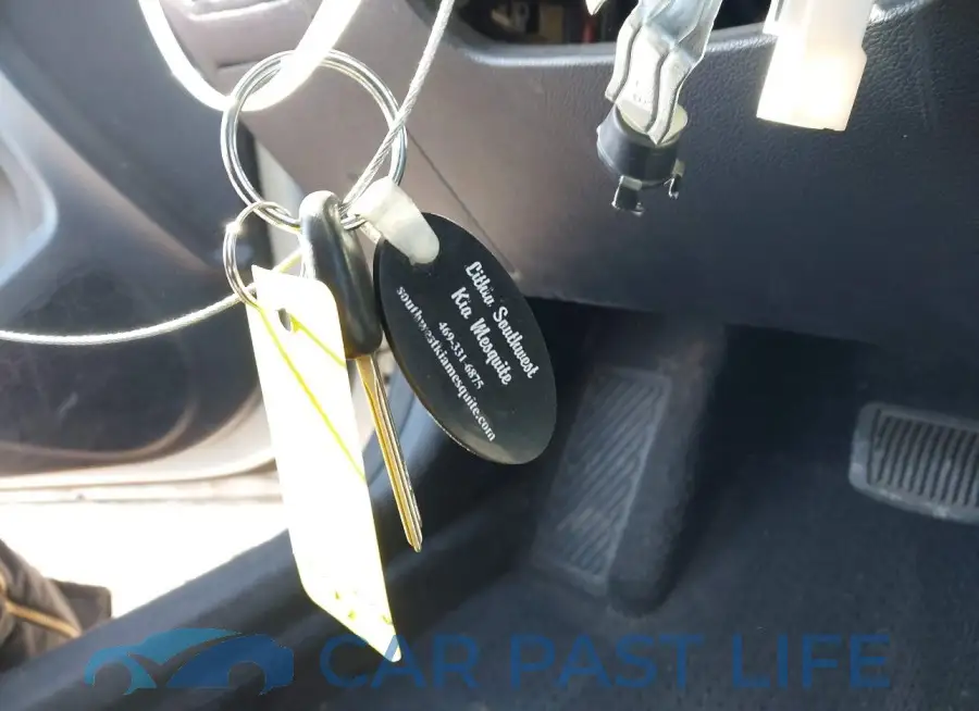 KNADM4A35G6686725# 11