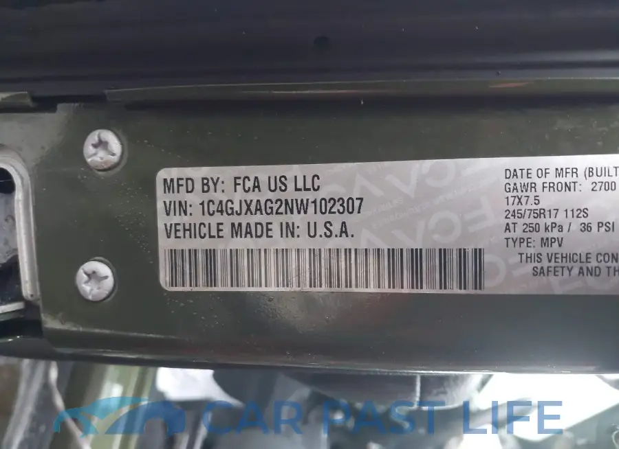 1C4GJXAG2NW102307# 9
