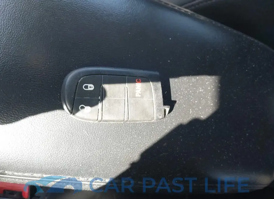 3C4PDCAB1GT159093# 11