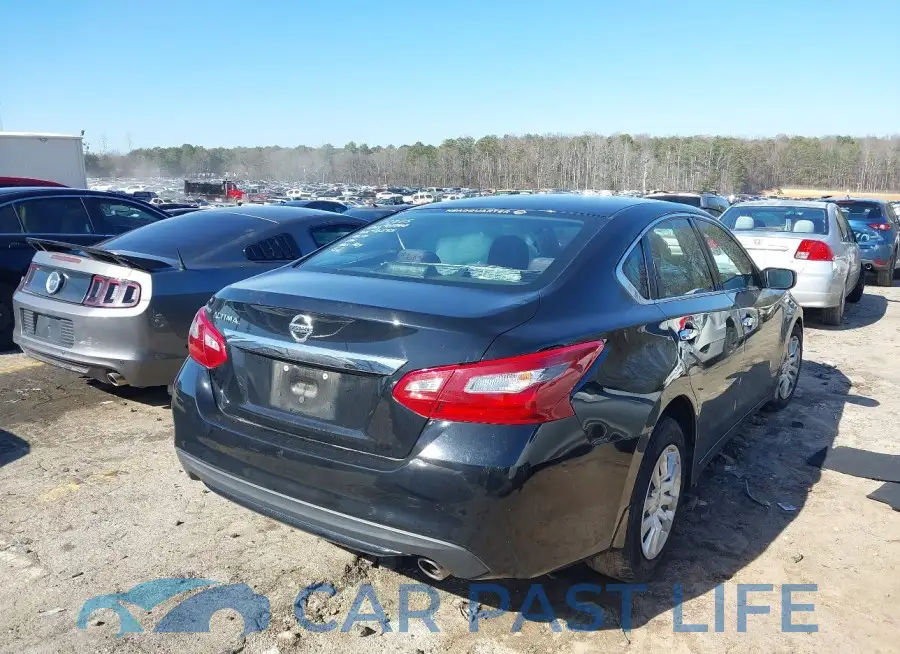 1N4AL3AP2JC266845# 4