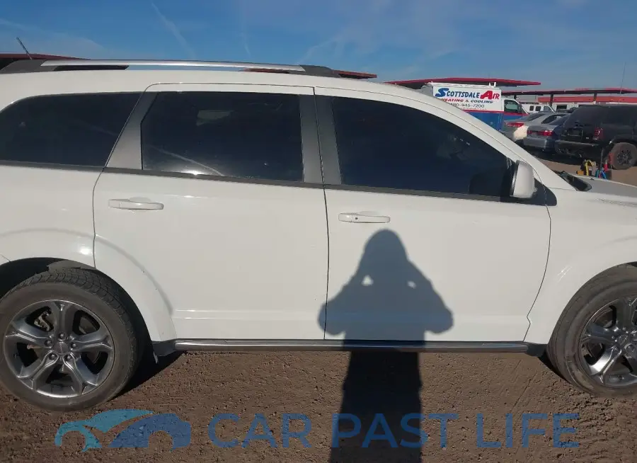 3C4PDCGG4HT575546# 13