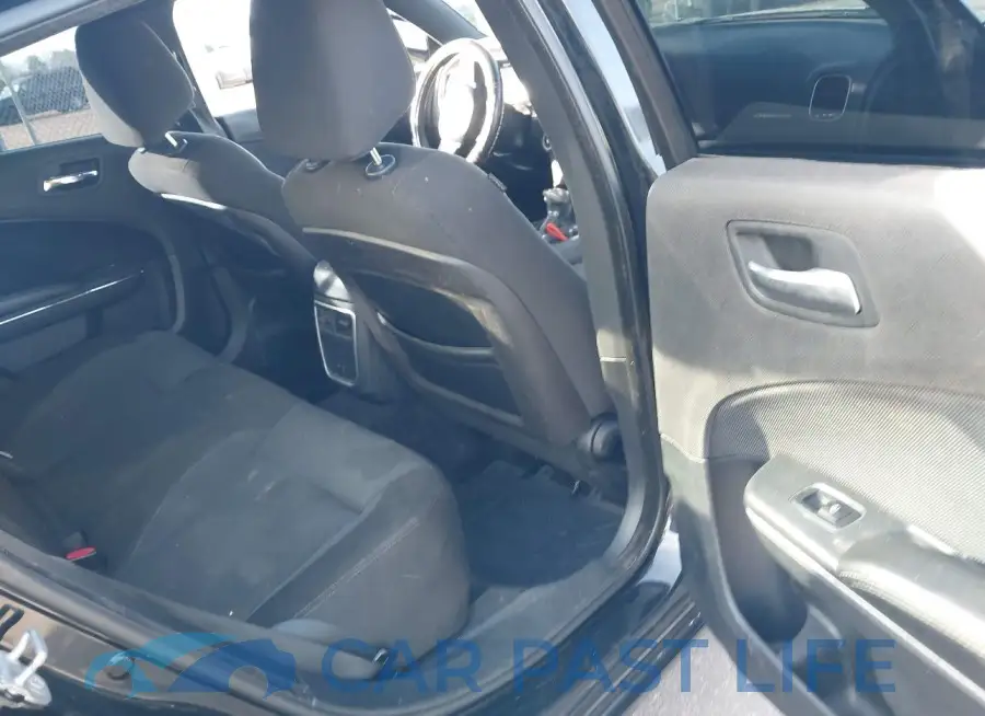 2C3CDXBG6FH801495# 8