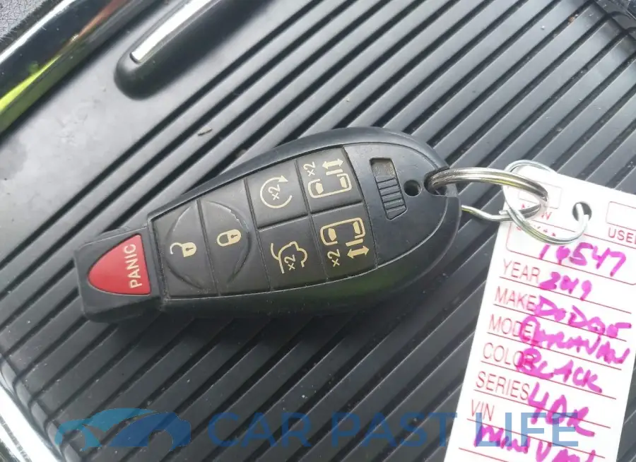 2C4RDGCG2KR789645# 11