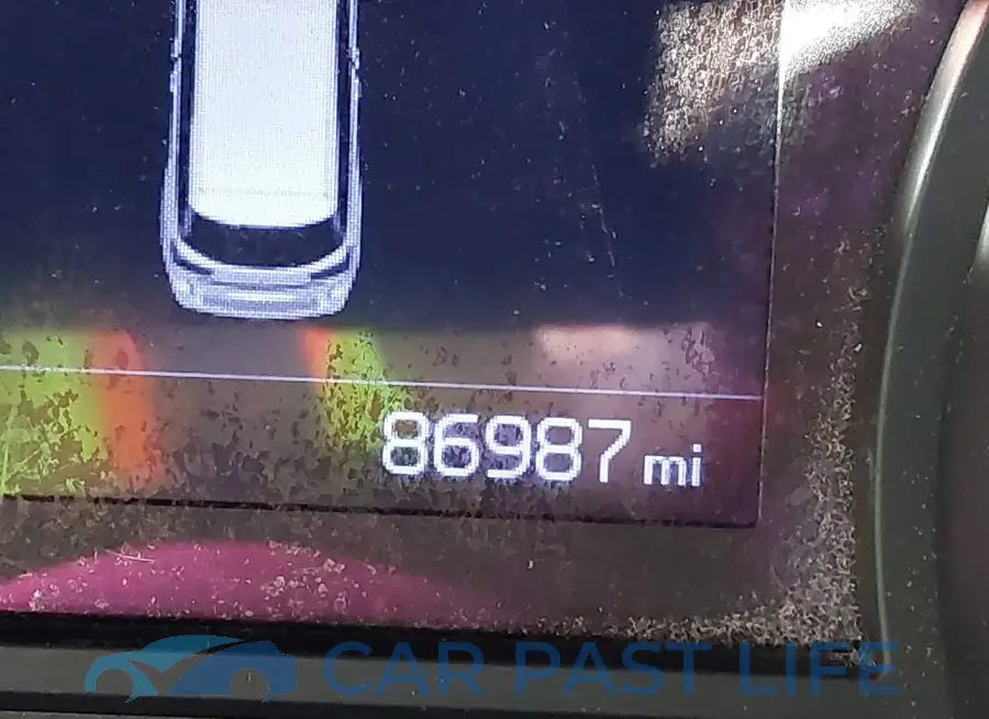 KNDMB5C1XK6537049# 15
