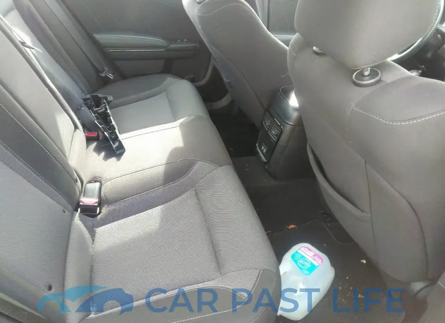2C3CDXBG8LH173354# 8