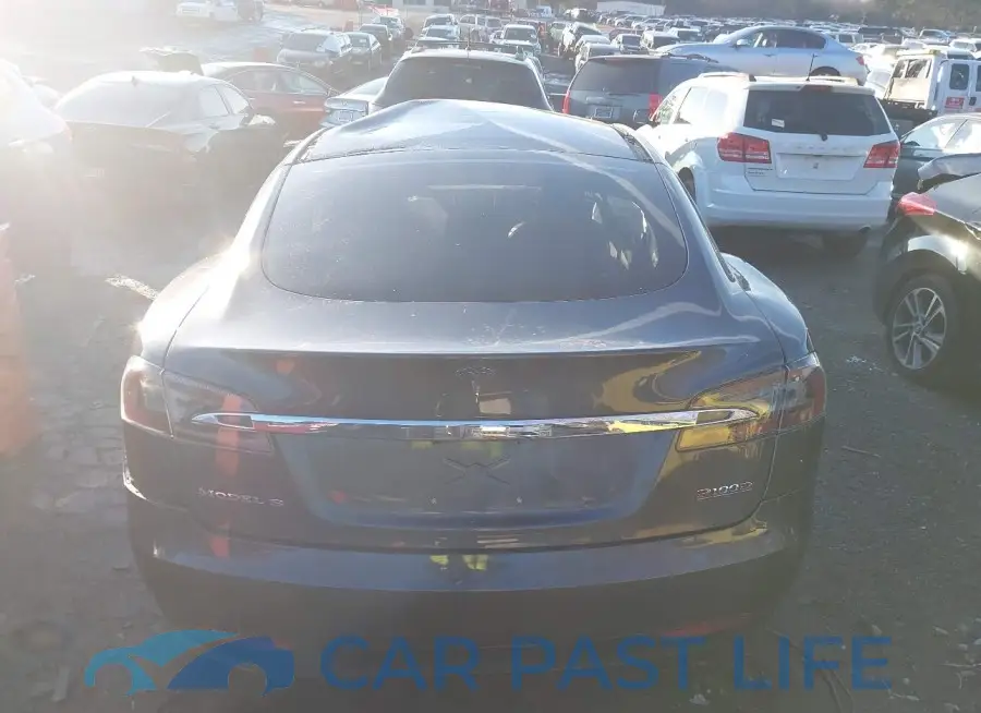 5YJSA1E48GF157892# 15