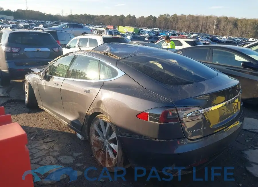 5YJSA1E48GF157892# 3