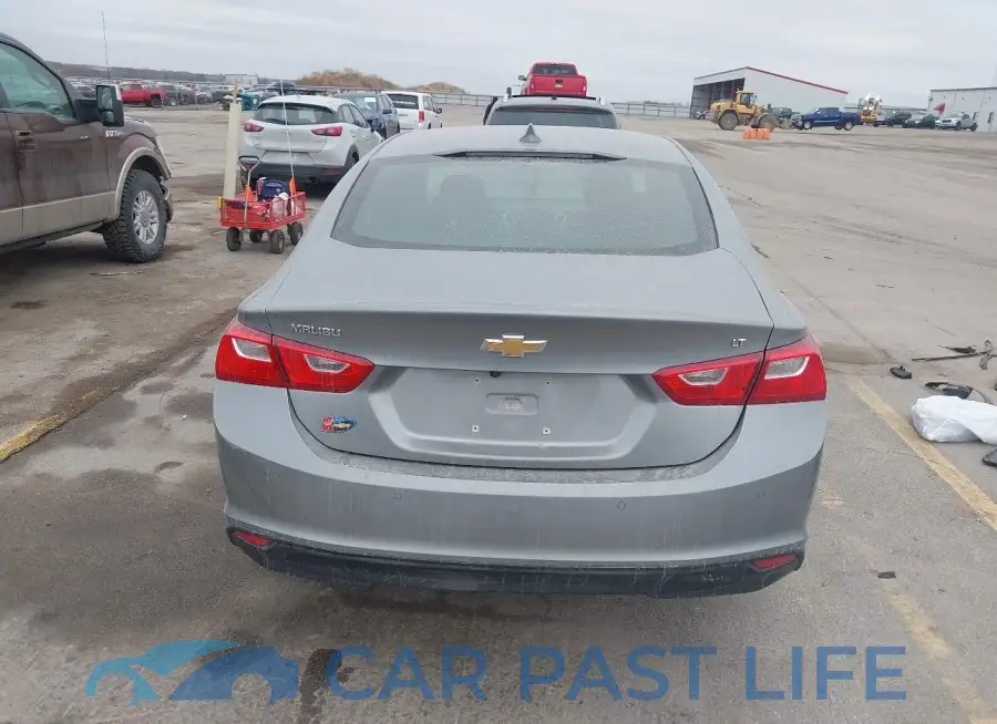 1G1ZD5ST8RF109194# 17
