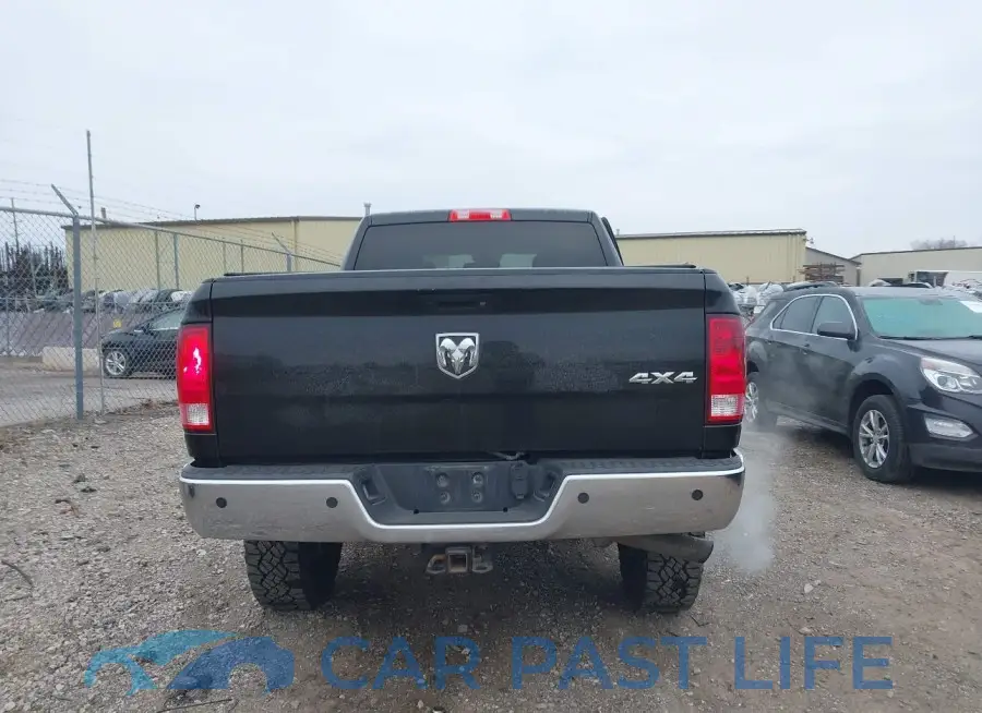 3C6UR5CJ3JG364782# 16