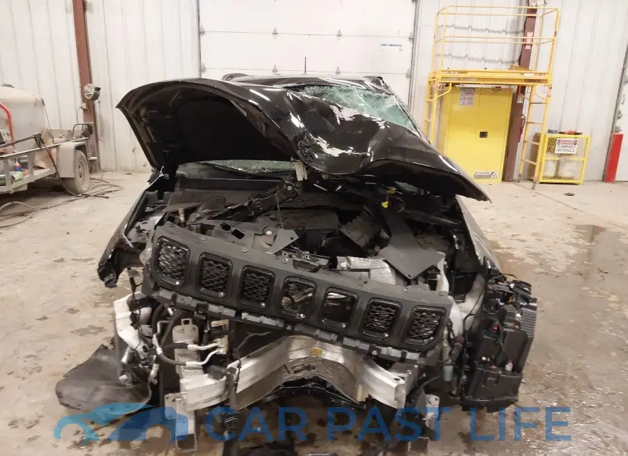 3C4NJDBNXPT531996# 12