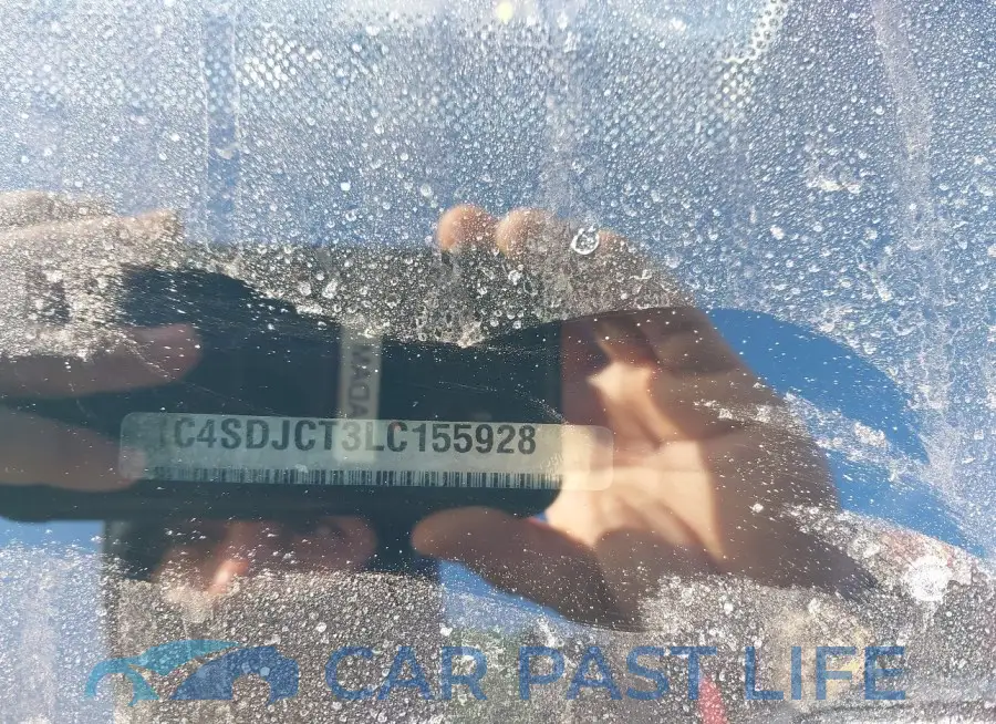 1C4SDJCT3LC155928# 9