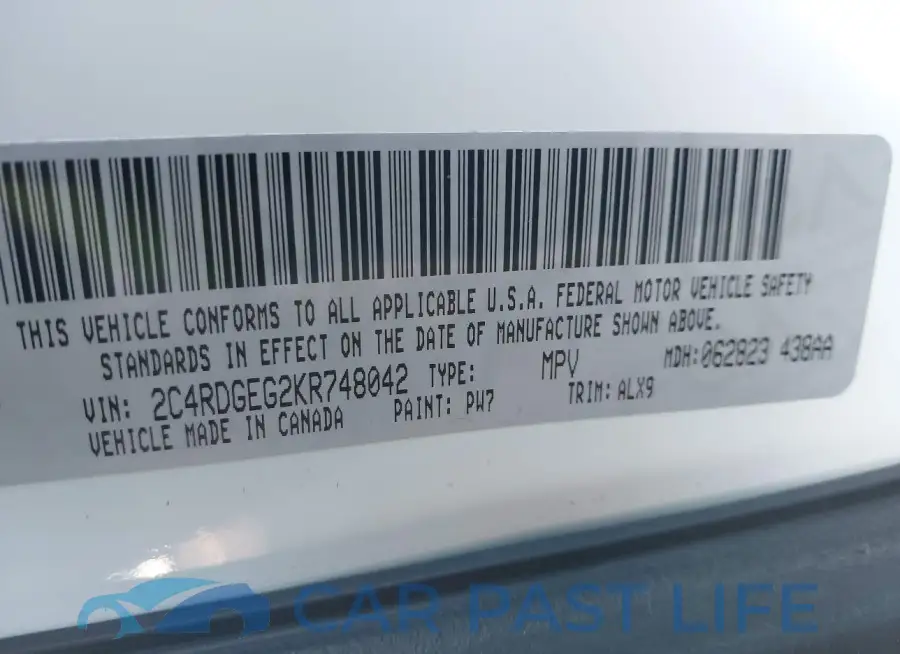 2C4RDGEG2KR748042# 9