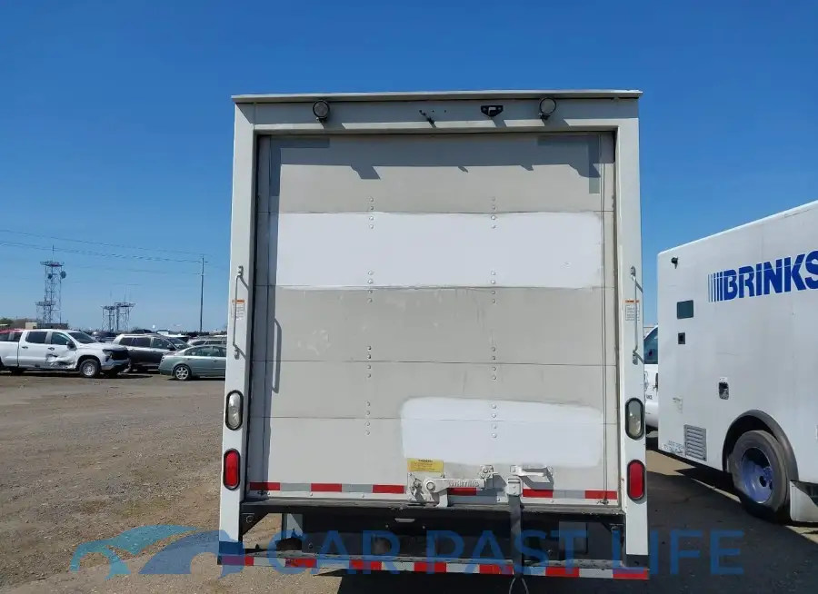1GB0GRFP9J1333074# 15