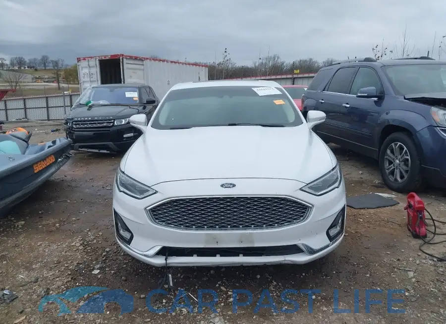 3FA6P0D9XKR139592# 13