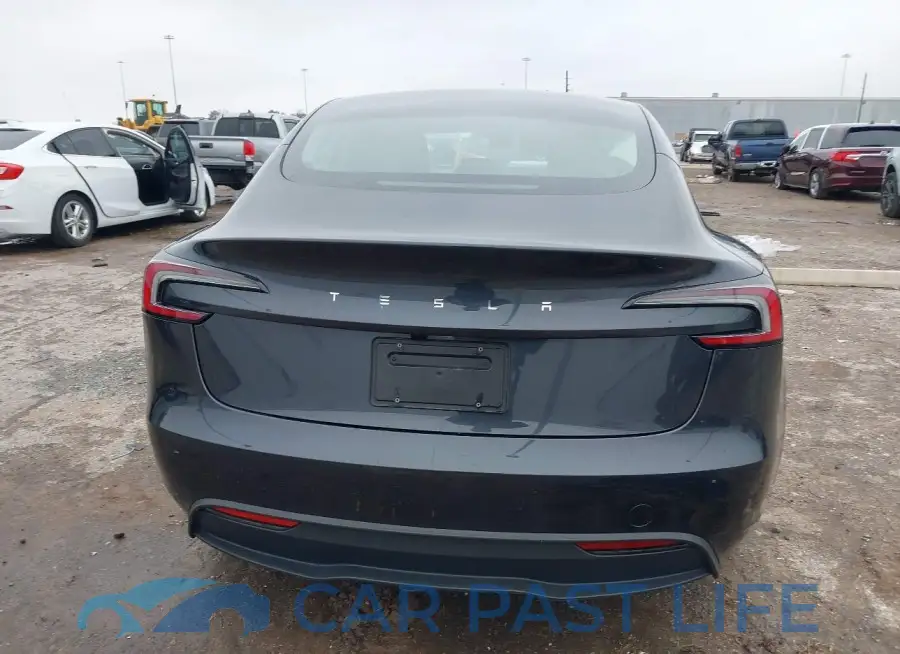 5YJ3E1EA6SF885539# 17