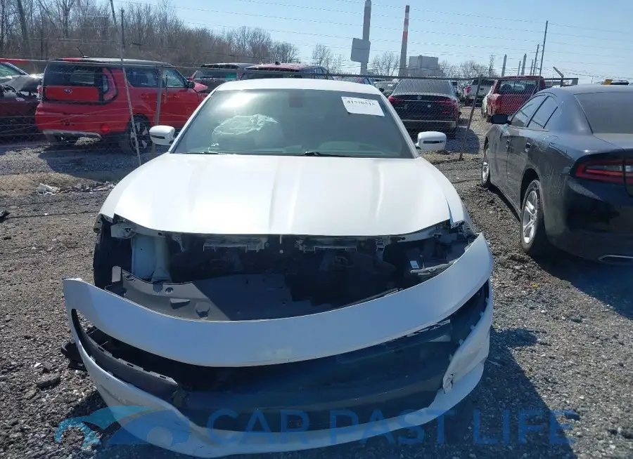 2C3CDXBG1FH843931# 12