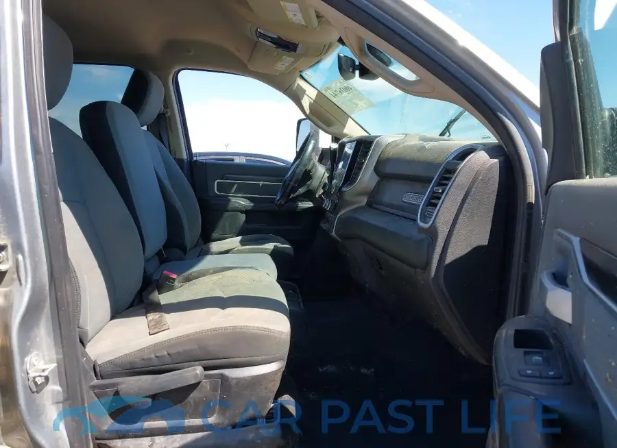3C63R3HL6KG624197# 8