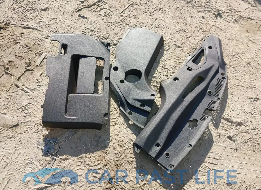 2T2ZK1BA5FC149897# 12