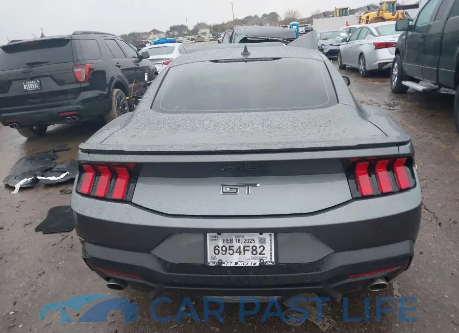 1FA6P8CFXR5435389# 16