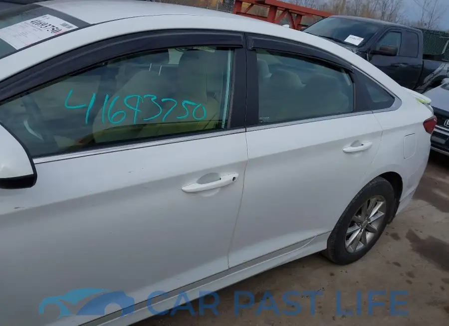 5NPE24AFXKH790312# 14