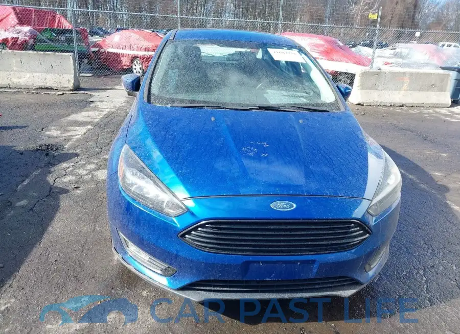 1FADP3F2XJL290888# 12