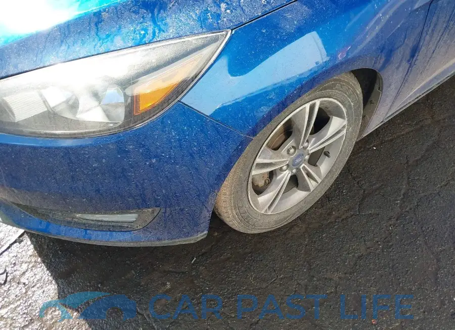 1FADP3F2XJL290888# 6