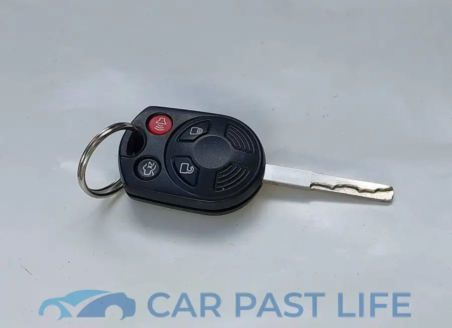 1FADP3F2XJL290888# 11